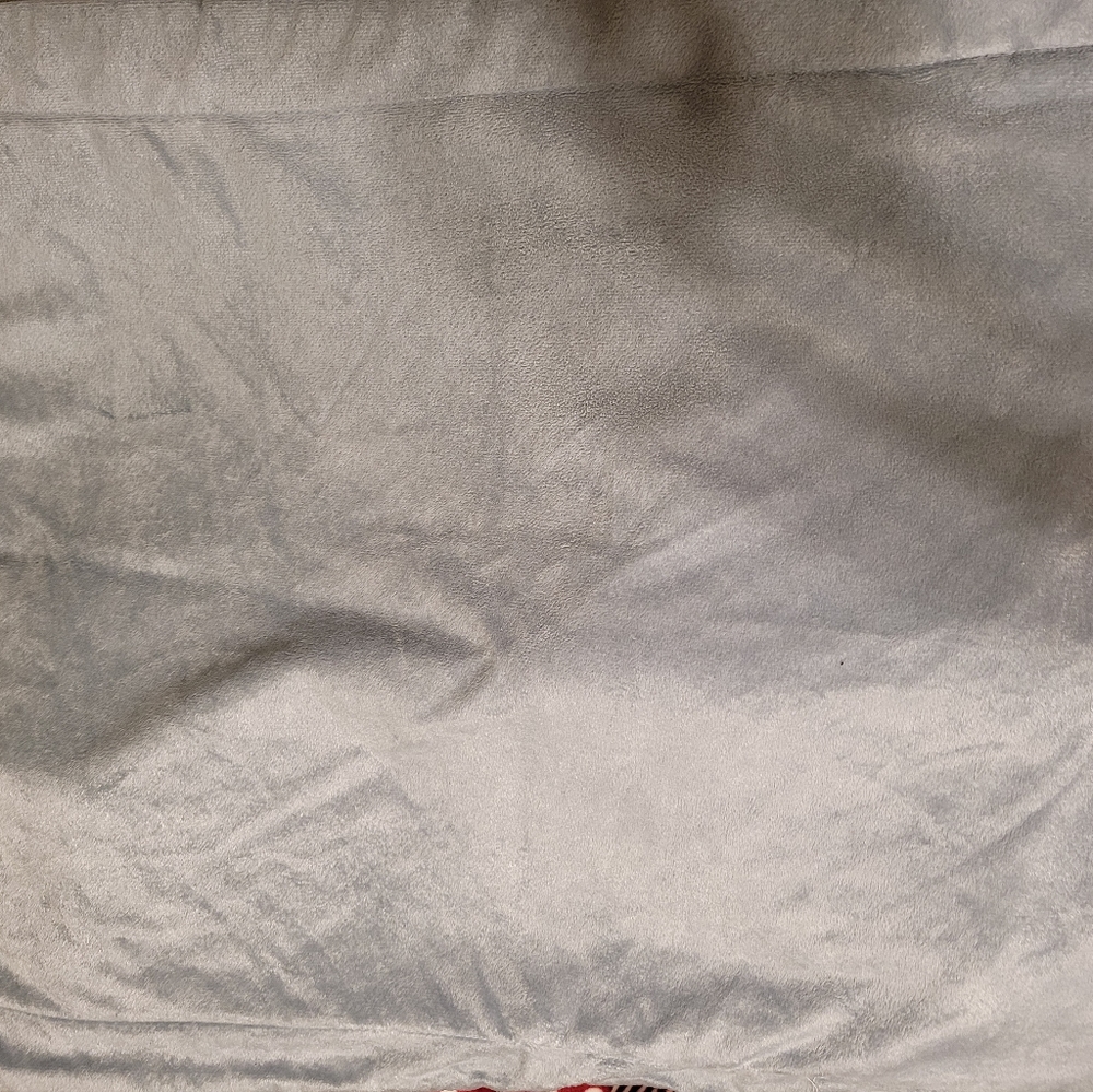 Grey Sherpa Queen Comforter.Like New! Freshly Washed.